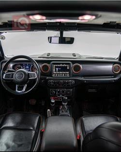 جيب جلاديتور